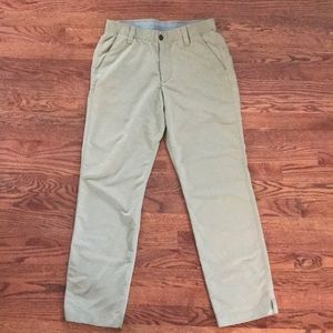 Men’s Under Armour tan golf pants